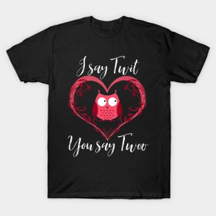 Valentines Day Love Owl Design T-Shirt